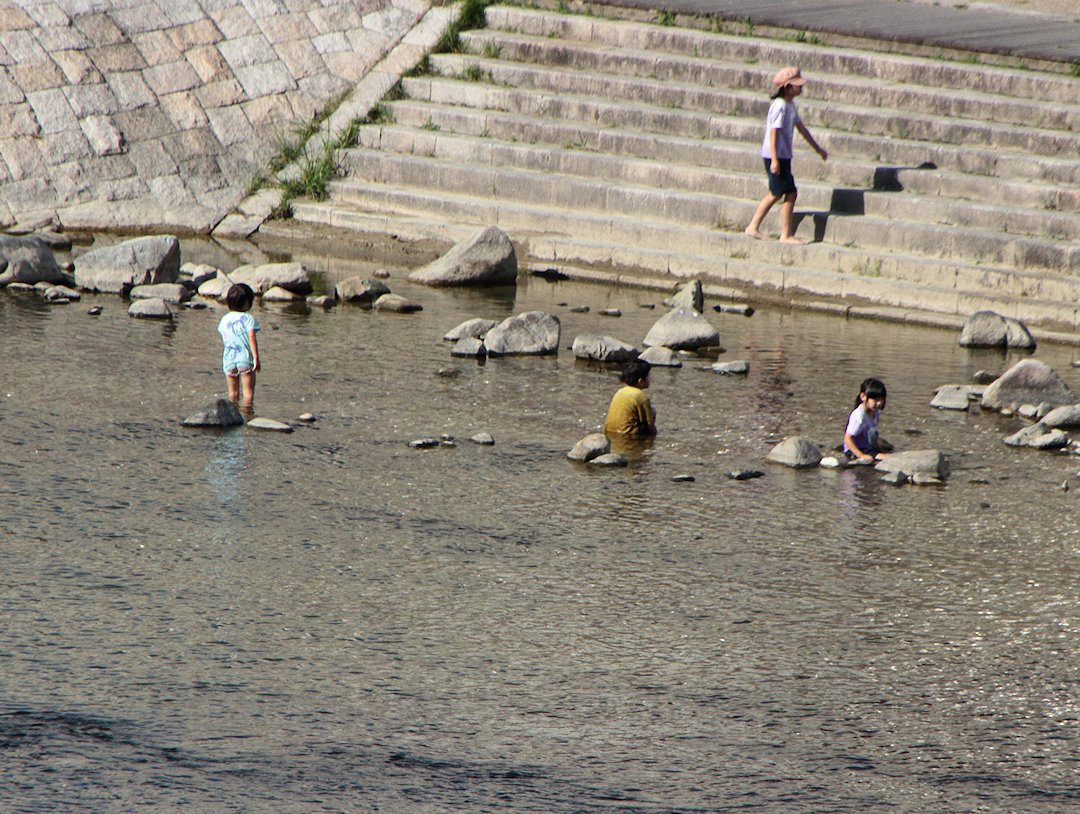 ���ɒЂ����Ă���